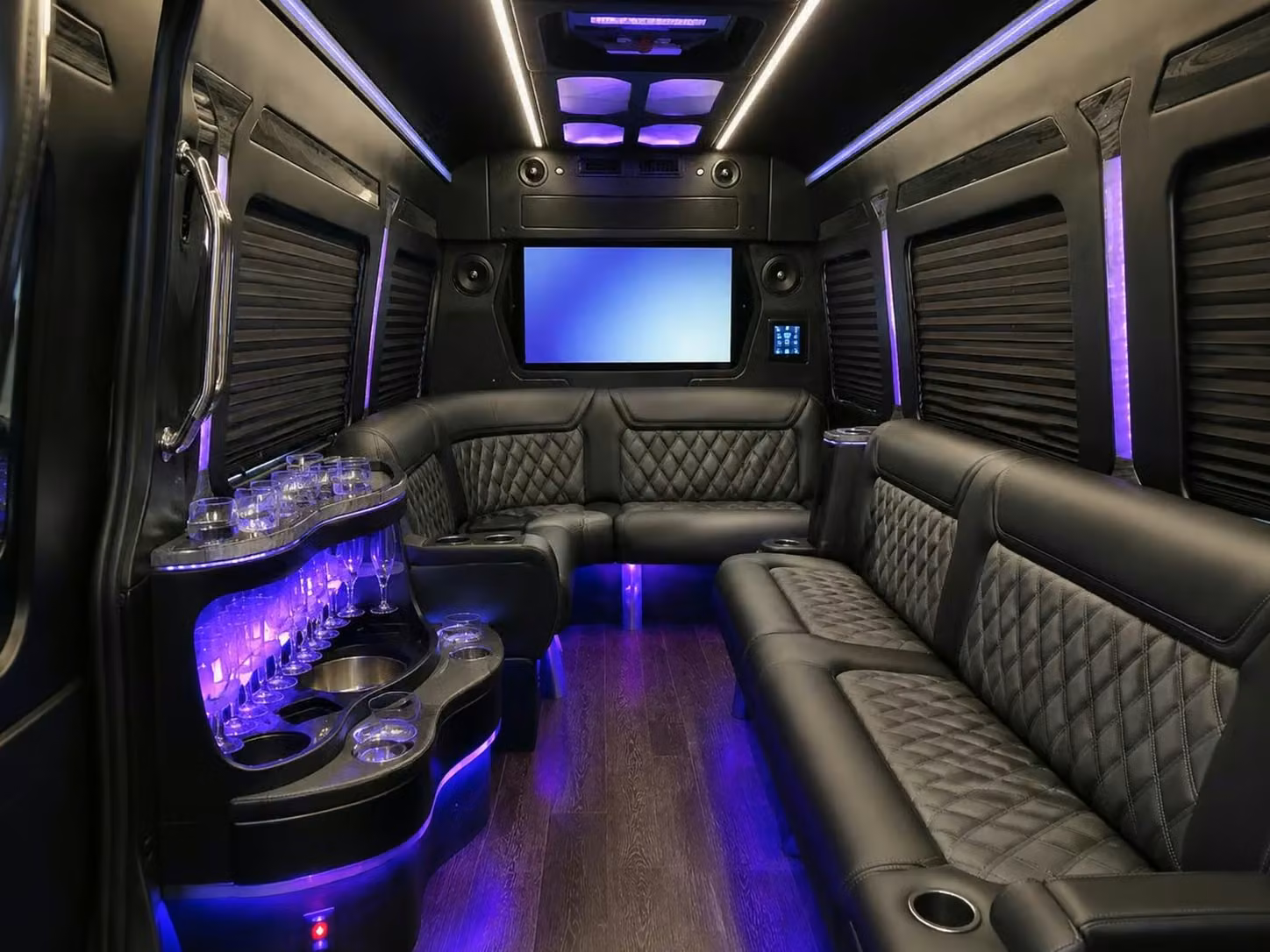 hammond 15 to 50 passenger prom party buses and sprinter limos in hammond