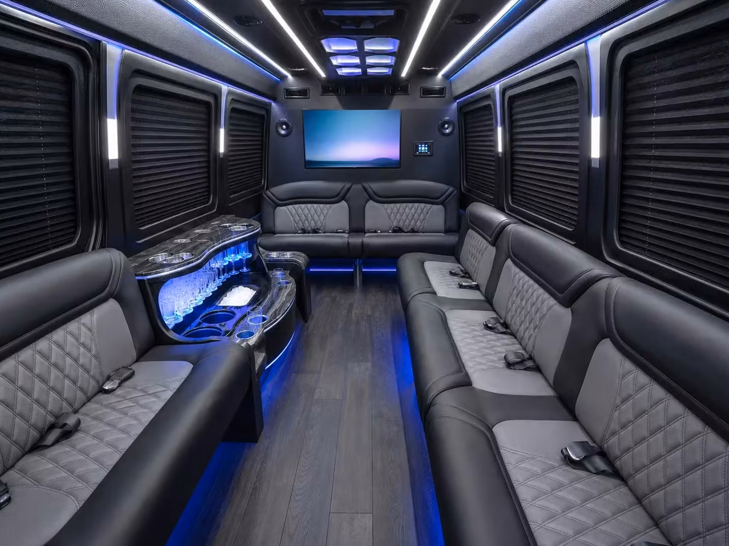 hammond private charter bus service for team building events