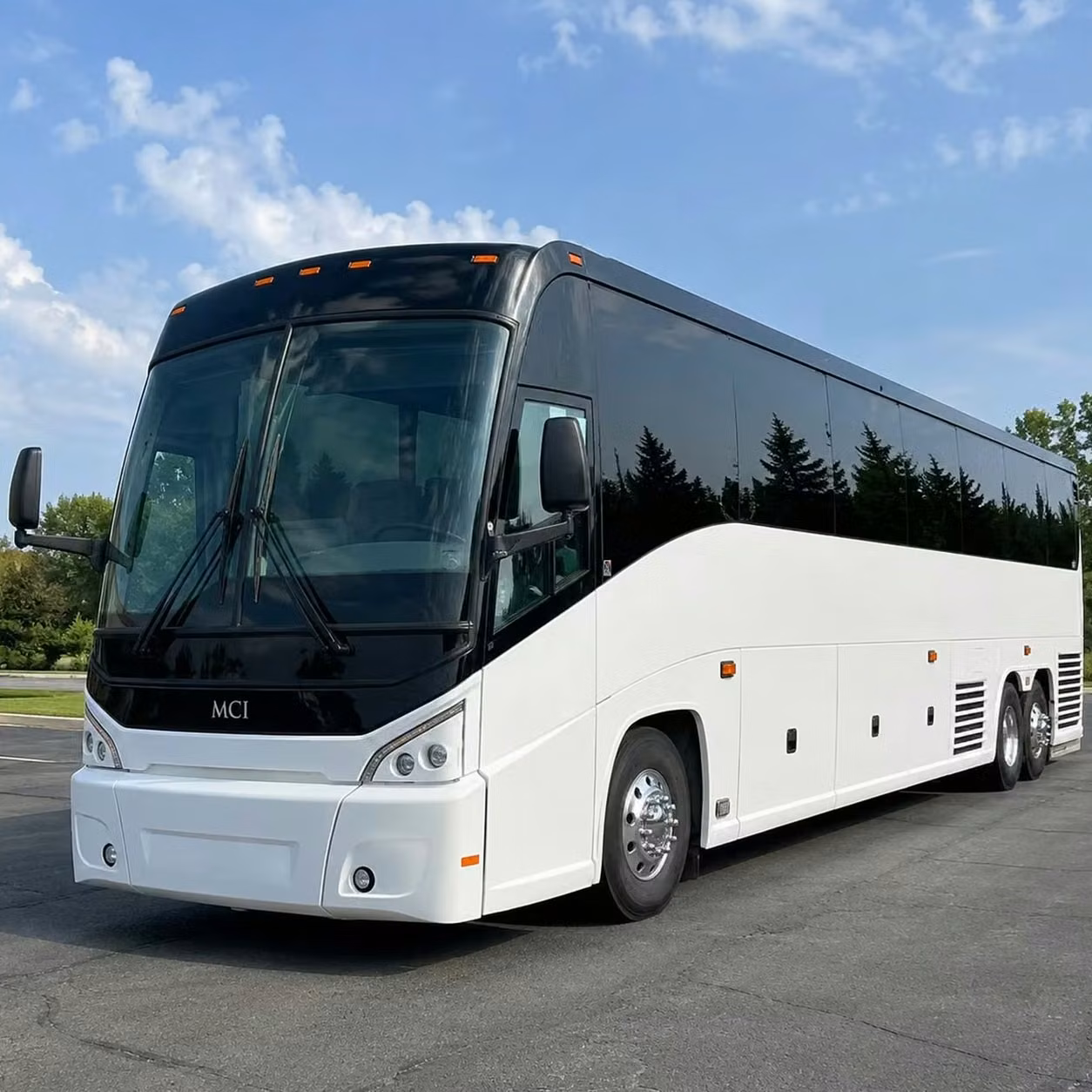 hammond tour bus and equipment transportation for performing bands